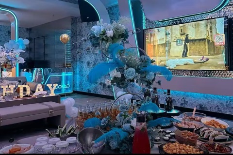 阿拉善好KTV招聘，身高不够颜值来凑也能入职